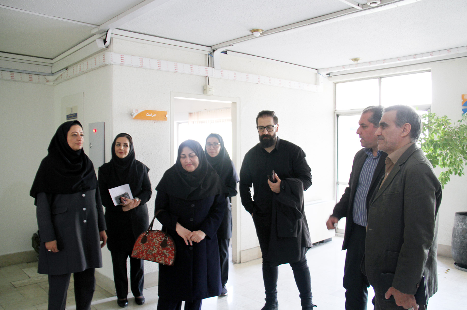 بررسی الزامات مناسبسازی ساختمان ستادی و پروژههای سازمان مجری